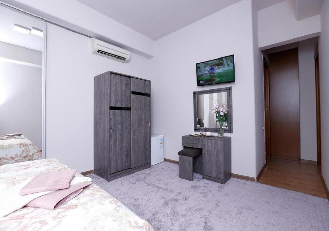יירבאן Yard Guesthouse מראה חיצוני תמונה