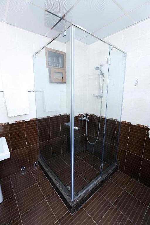 יירבאן Yard Guesthouse מראה חיצוני תמונה